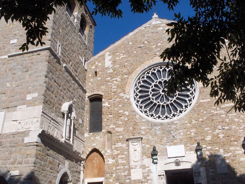 Soubor:Triestecathedral.jpg