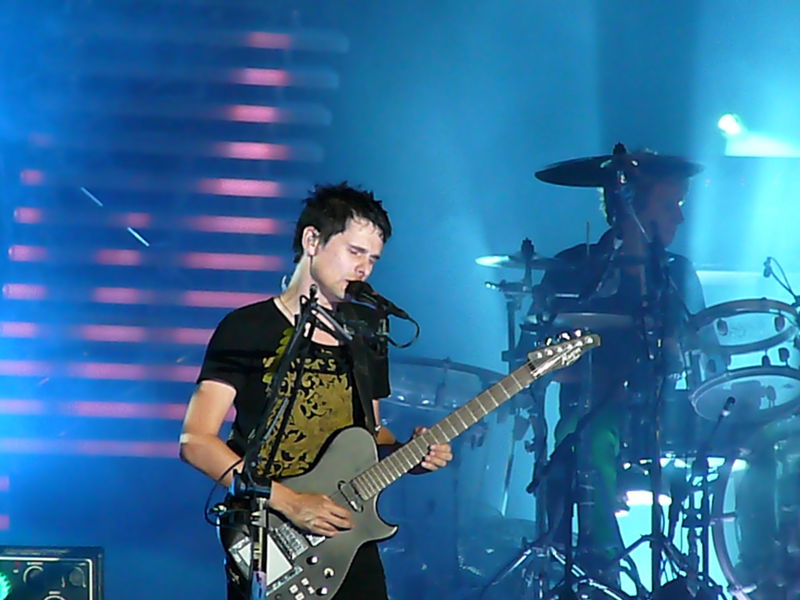 Soubor:Muse at Lollapalooza 2007 (1015489678).jpg