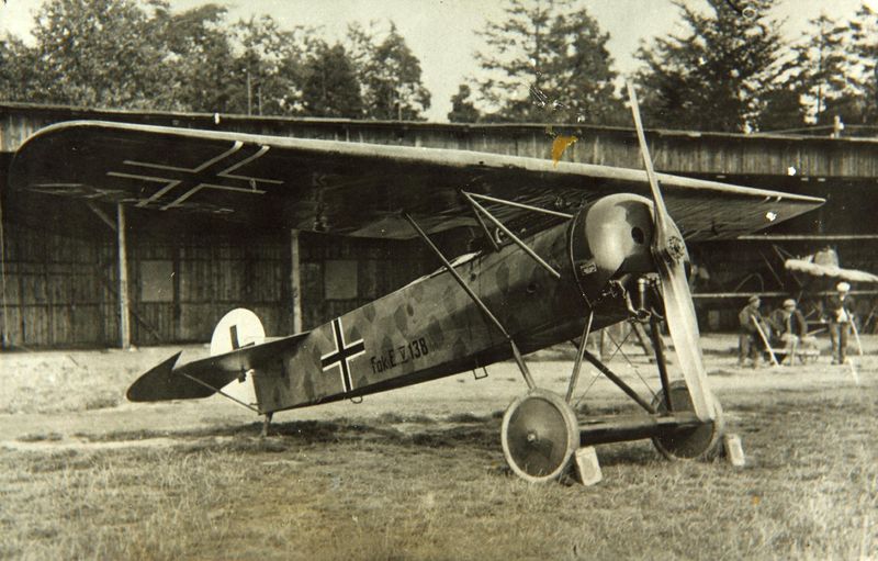 Soubor:Fokker, D.VIII (E.V)-SDASM1-Flickr.jpg