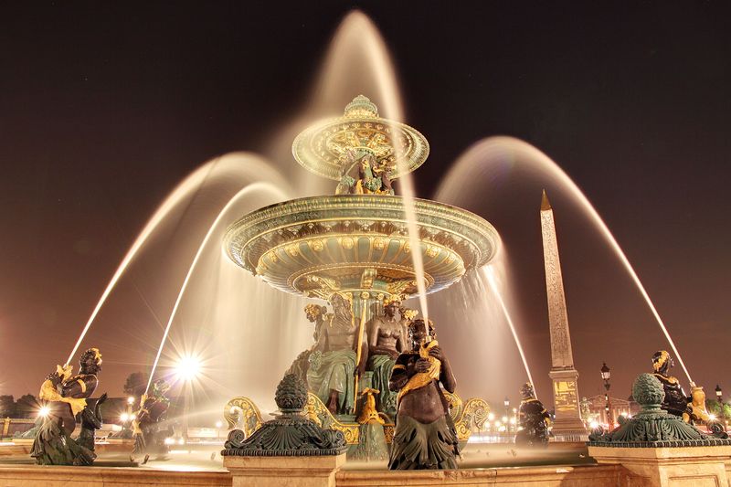 Soubor:Fontaine des Fleuves.jpg