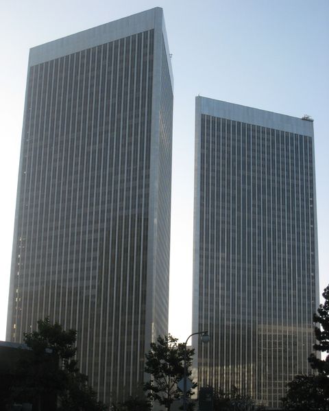 Soubor:CenturyPlazaTowers.jpg