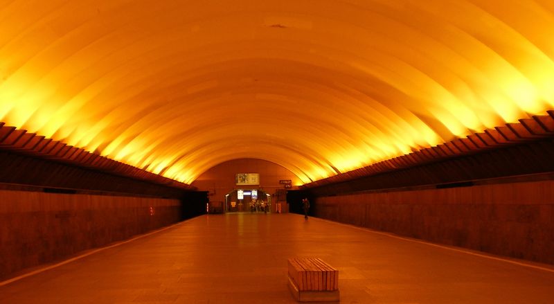 Soubor:Politechnicheskaya metrostation-enter.JPG