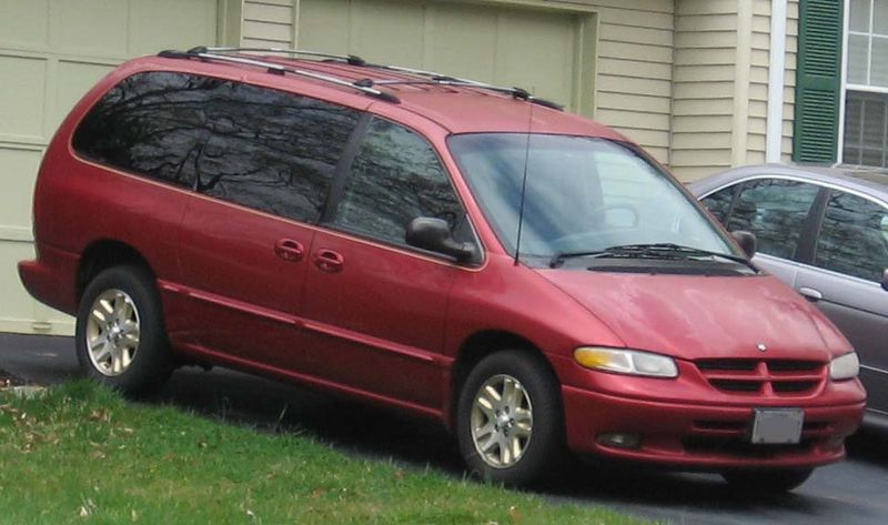 Soubor:96-00 Dodge Grand Caravan.jpg