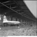 Bundesarchiv B 145 Bild-F001302-0007, Berlin, Flughafen Tempelhof.jpg