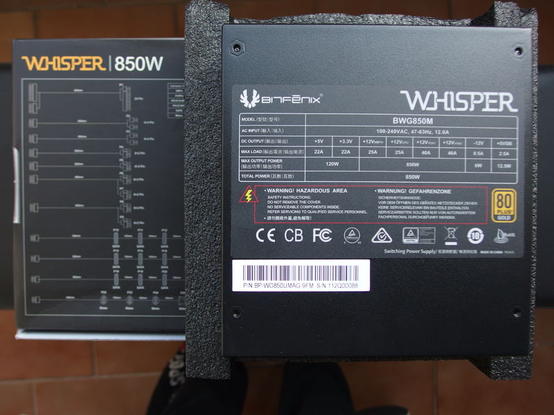 Soubor:BitFenix Whisper M 850W-GOLD1.JPG