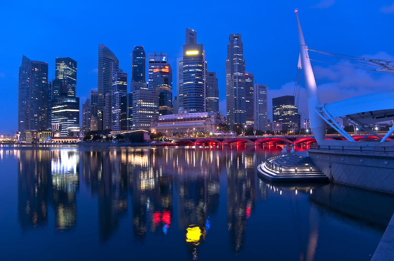 Soubor:Singapore skyline-2011-Flickr.jpg