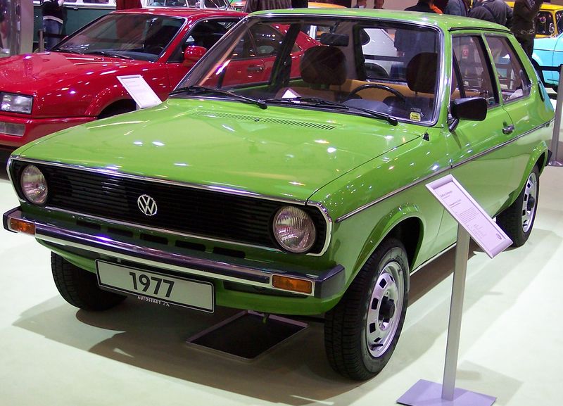 Soubor:VW Polo LS I 1977 green vl TCE.jpg