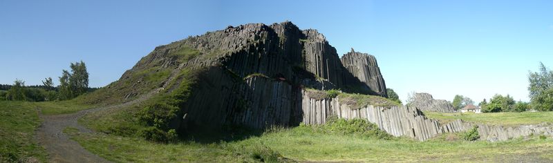 Soubor:Panská skála-panorama.jpg