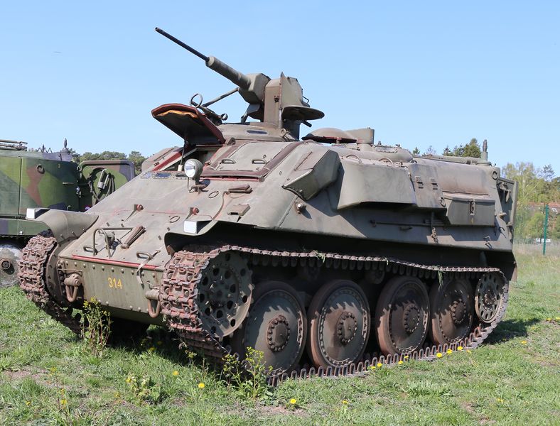 Soubor:Pansarbandvagn 301 Artillerimuseet 2017.jpg