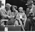 Bundesarchiv B 145 Bild-F002764-0011, Erholungsreise für Berliner Kinder.jpg