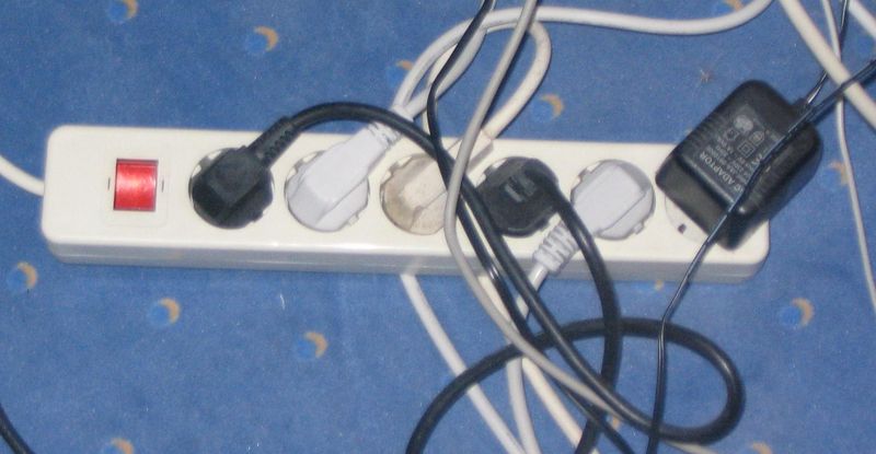 Soubor:German power strip.JPG