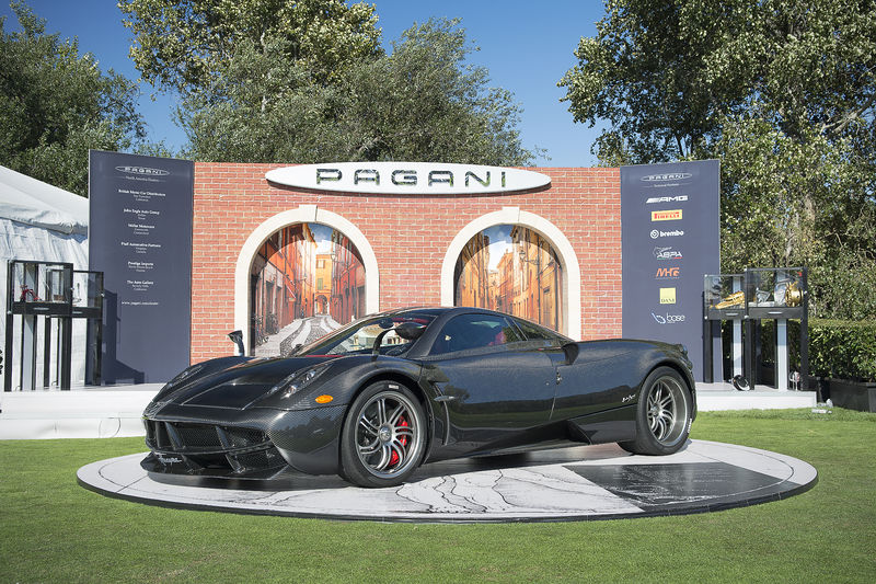 Soubor:Pagani Huayra Carbon Edition-Axion23.jpg