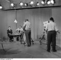 Bundesarchiv B 145 Bild-F001107-0009, Köln, WDR Fernsehstudio.jpg