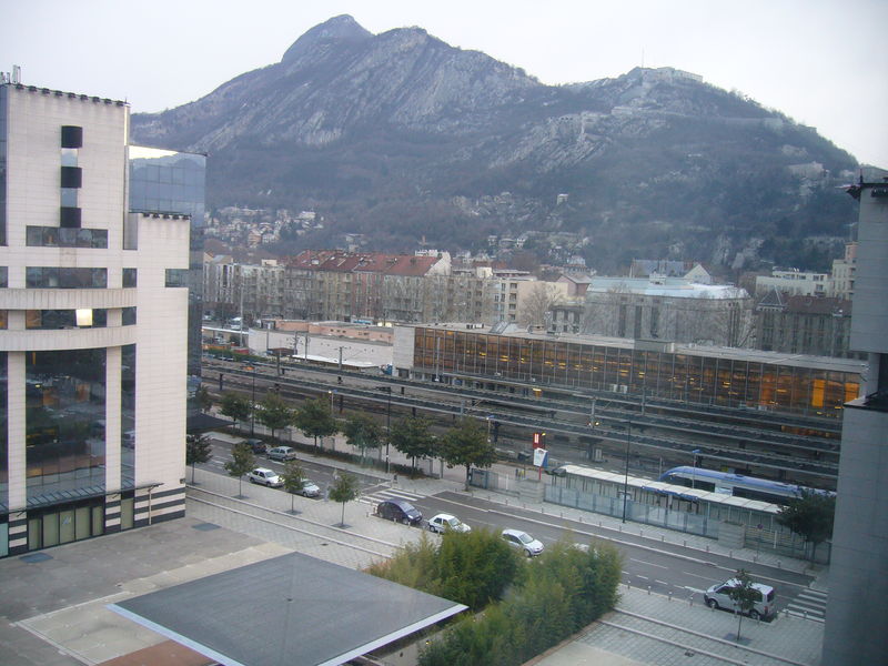 Soubor:Grenoble trainstation 2006-03-07.jpg