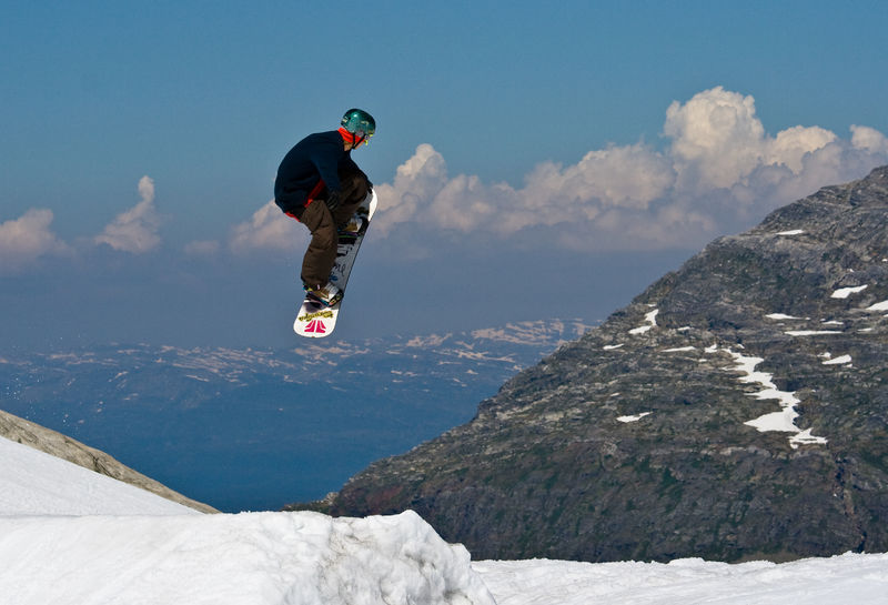 Soubor:Snowboarding-July-2009-1-Flickr.jpg