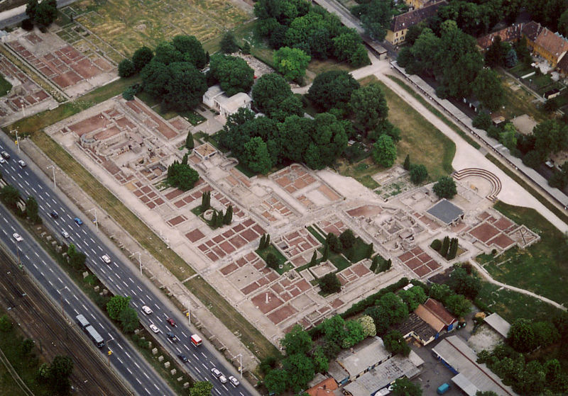 Soubor:Aquincum-Óbuda-01.jpg