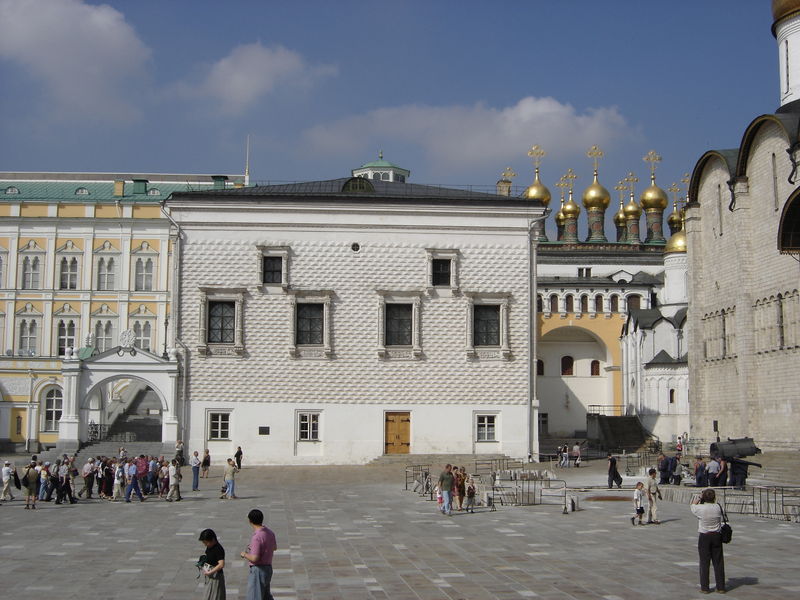 Soubor:Palais à facettes.jpg