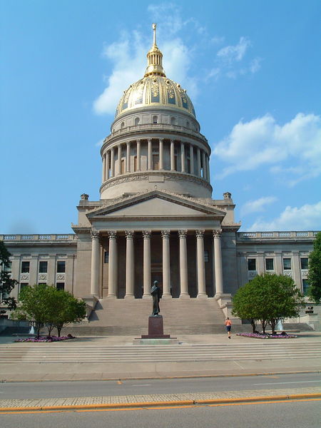 Soubor:Wvstatecapitalbldg.JPG