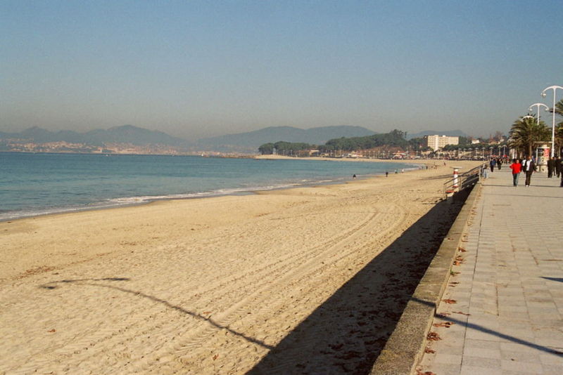 Soubor:Playa samil.jpg