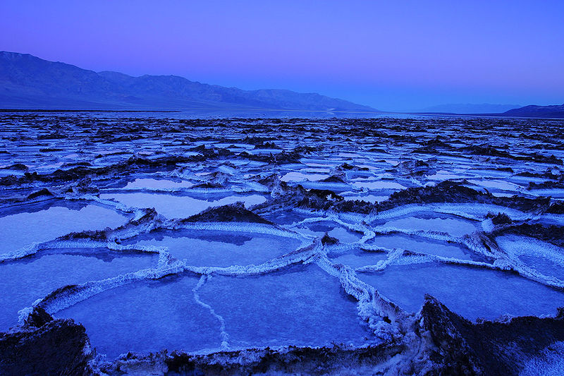 Soubor:Badwater DeathValley California.jpg