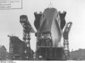 Bundesarchiv RM 25 Bild-19, Flugzeugträger "Graf Zeppelin", Bau.jpg