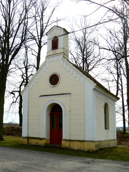 Soubor:Třebín kaple 1880.jpg