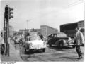 Bundesarchiv Bild 183-58282-0002, Berlin, der neue Pkw "Trabant".jpg