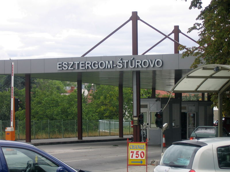 Soubor:Esztergom Štúrovo.JPG