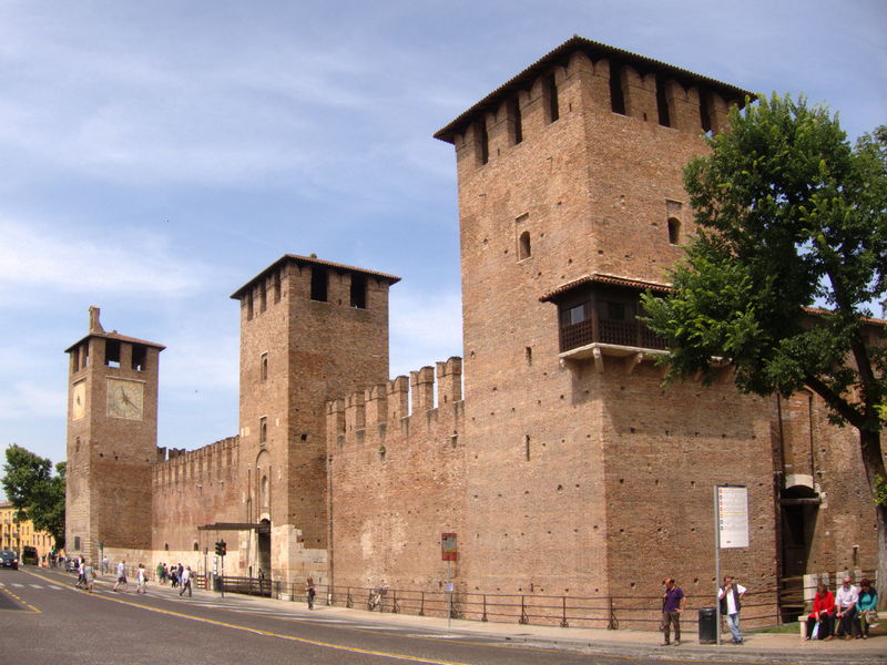 Soubor:Castelvecchio Verona-01.JPG