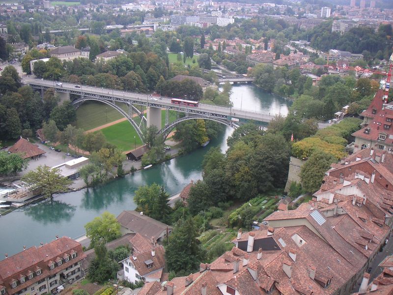 Soubor:Aare river in Bern.jpg