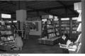 Bundesarchiv B 145 Bild-F061586-0009, Frankfurt-Main, Buchmesse.jpg