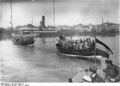 Bundesarchiv N 1572 Bild-1925-013, Polarfahrt mit Dampfer "München", Hafen von Rejkjavik.jpg