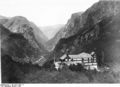 Bundesarchiv N 1572 Bild-1925-118, Polarfahrt mit Dampfer "München", Hotel Stahlheim.jpg