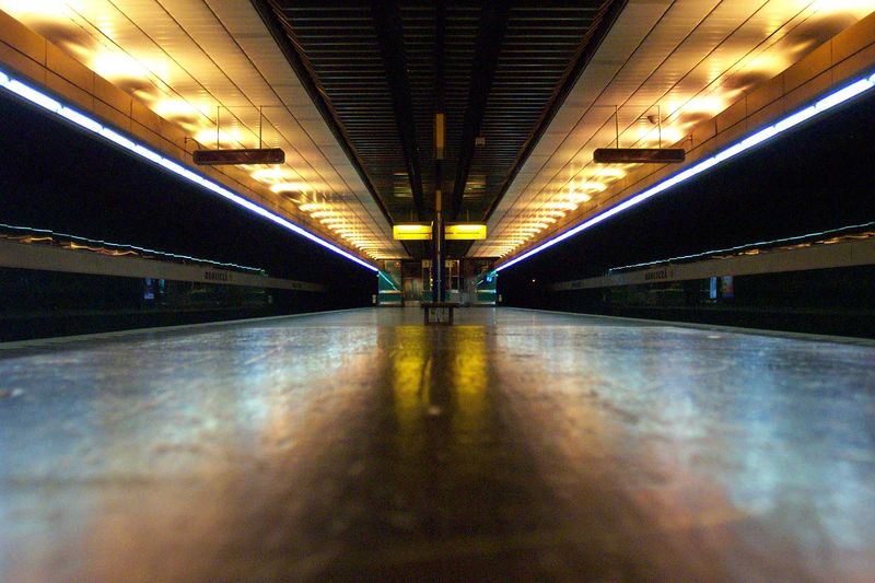 Soubor:Praha, Radlická, metro.jpg