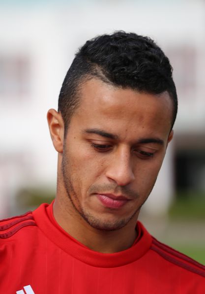 Soubor:Thiago Training FC Bayern München-7.jpg