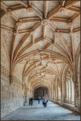 Klášter řádu sv. Jeronýma (portugalsky: Mosteiro dos Jerónimos) je slavný klášter.