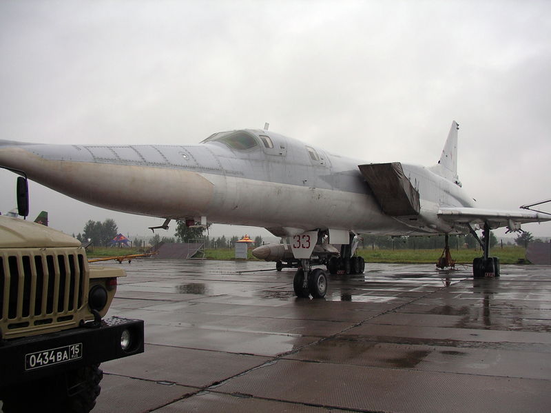 Soubor:Tu-22M3 Monino.jpg