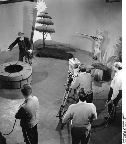 Soubor:Bundesarchiv B 145 Bild-F001104-0008, Köln, WDR Fernsehstudio.jpg