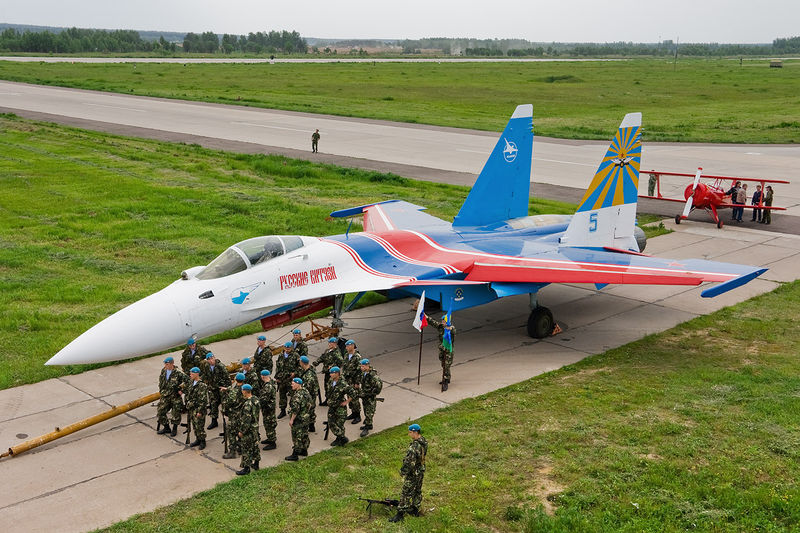 Soubor:Sukhoi Su-35.jpg