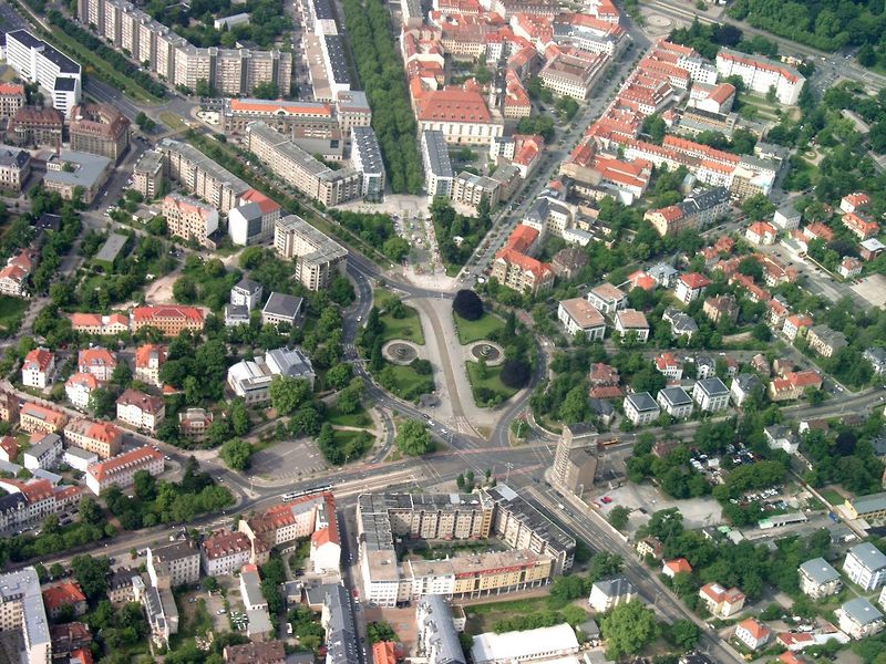 Soubor:Dresden Luftbild Albertplatz.jpg