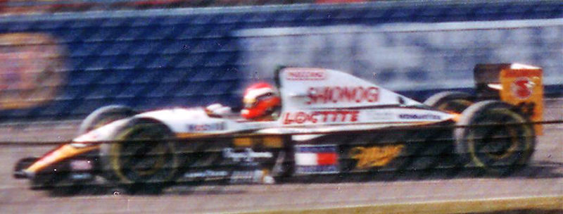 Soubor:Johnny Herbert Lotus 1994.jpg