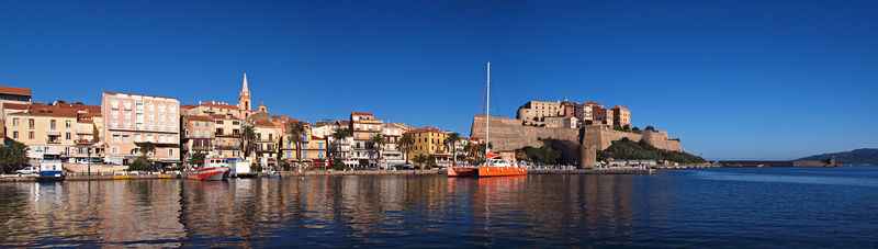 Soubor:Calvi 11-12-2010 panorama.jpg