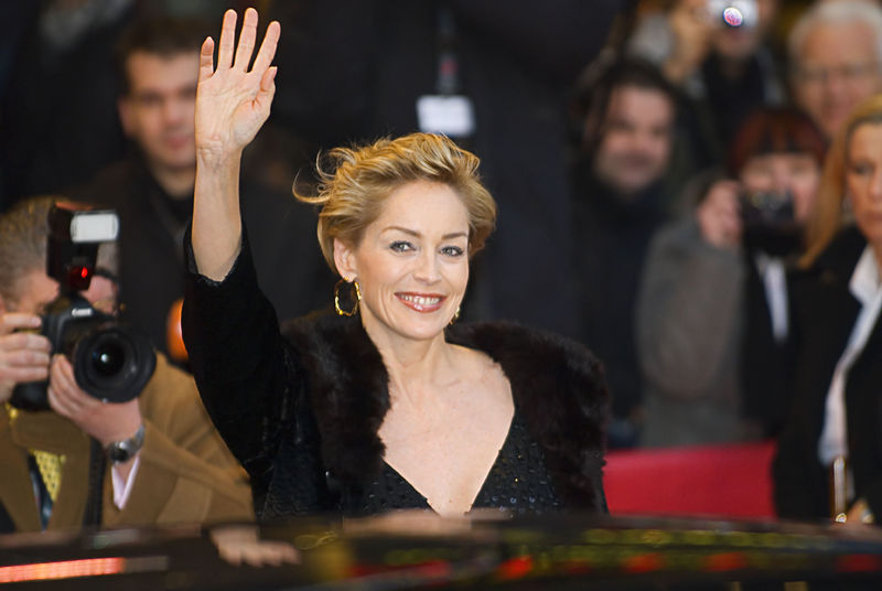 Soubor:SharonStoneBerlinale-Flickr.jpg