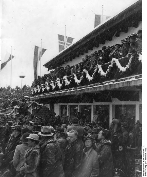 Soubor:Bundesarchiv R 8076 Bild-0017, Olympische Winterspiele.- Eröffnung.jpg