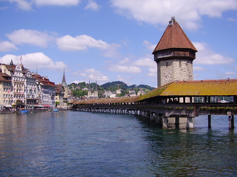 Soubor:Chapel-bridge-Luzern2.jpg