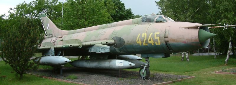 Soubor:Su-20 RB3.jpg