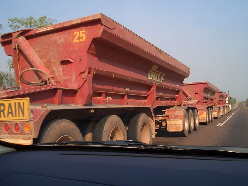 Soubor:Road Train 3.JPG