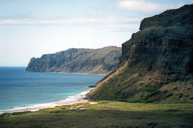 Soubor:Niihau cliffs aerial.jpg