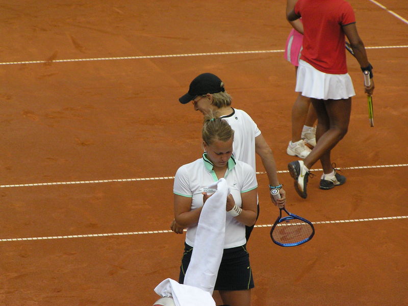 Soubor:MNavratilova-BStrycova-ECM-2006-25.jpg