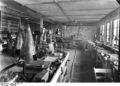 Bundesarchiv RH8II Bild-B2047-47, Peenemünde, Werkstatt.jpg